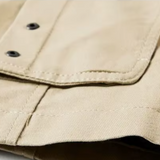 Chaqueta Elegante con Muchos Bolsillos