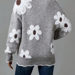 Belinha – Blommig blus med V-ringning – bild 3