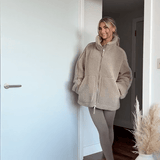 Elsie | Teddyjacka i fleece med dragkedja