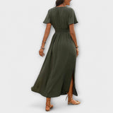 Heather - En elegant boho-klänning med V-ringning och långa ärmar