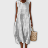 Liora - Ärmlös handgjord klänning