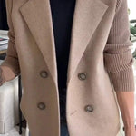 Amora – Elegant kavaj med flätstickade ärmar – bild 3
