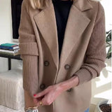 Amora – Elegant kavaj med flätstickade ärmar – bild 7