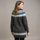 Pearl | Lång Fair Isle-tröja i marinblått och grått
